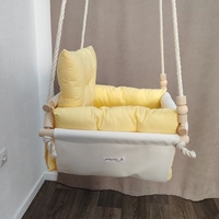 Луксозна бебешка люлка в жълто