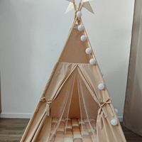 Едноцветна палатка в бежово за момиче с килимче на квадратчета - 