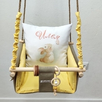 Бебешка люлка с принт на картинка - Зайче с пеперуда в жълто