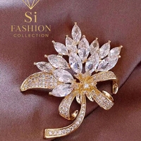 Брошка „Златен Цъфтеж“