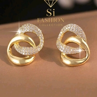 Обеци „Golden Embrace“