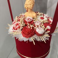 Кристален балон със соеви свещи в червено и бяло