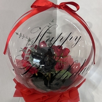 Кристален балон с черно червени рози