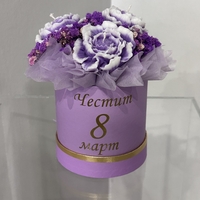 Соеви свещи в кутия за 8 март