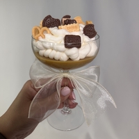 Соева свещ в чаша с шоколад