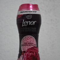 Гранули за омекотяване Lenor