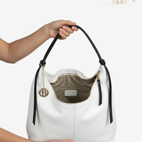 ДАМСКА ЧАНТА B950 БЯЛА