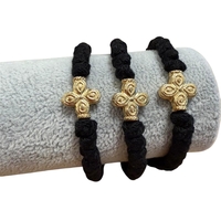 Ръчно плетена православна гривна с позлатен кръст