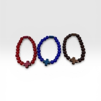 Гривна с цветен дървен кръст и мъниста – червена, синя и кафява