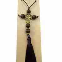 Православен кръст за окачване с дървени мъниста и пискюл