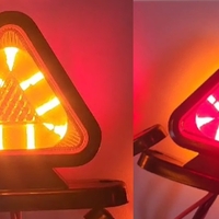 Комплект от 2 броя 18LED ЛЕД мини светодиоднен габарит токос тип рогче 12 - 24V жълто - червено с триъгълна форма Неон Ефект за ремаркета платформи камиони и др.