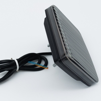 LED оранжев сигнален габарит с 70 диода, 12-24V, опушен