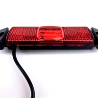 LED ЛЕД Светодиоден Червен Водоустойчив Габарит Маркер Fristom Е-Mark 12V-24V 130mm x 32mm x 14.5mm