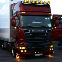 Ляв + Десен ЛЕД LED Диоден фар халоген За Scania P G R T след 2004 жълта светлина