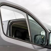 Комплект от 2бр. ветробрани за Renault Рено TRAFIC X82, Opel Опел VIVARO X82, Fiat Фиат TALENTO, Nissan Нисан NV300
