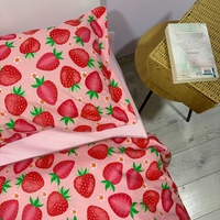 Спален комплект „ Sweet Strawberries “