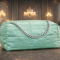 KОЗМЕТИЧЕН НЕСЕСЕР -  РОЯЛ