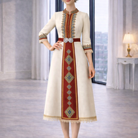 Рокля „Елица“- С фолклорен акцент и дантела