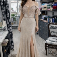 Рокля Елена