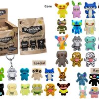 Зъбато шантаво зверче Fuggler - ключодържател в опаковка