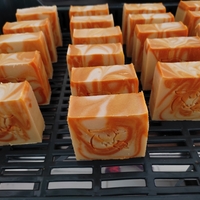 Îmi creez săpunul meu natural artizanal