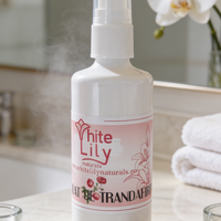 Apă naturală de trandafir calmantă, pentru piele sensibilă