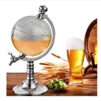 Dispenser de Bauturi Neo™, in Forma de Glob, 1.5 L