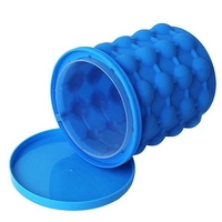 Frapiera Pentru Racirea Bauturilor, Neo™ Ice-Ice-Baby®, din Silicon Fara BPA, Capac Inclus, 120 De Cuburi, 11x11x12cm, Albastru