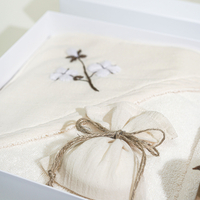 Trusou Botez crem, cu broderie manuala, model DIN NATURA