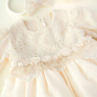 Rochita botez cu botosei si cordeluta AMELIE