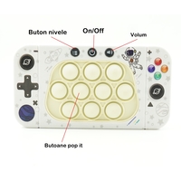 Jucarie interactiva tip consola pentru copii Flippy, speed push whack-a-mole, joc de viteza pop it, material ABS/silicon, cu nivele, sunete si lumini, 15.5 x 7.6 x 5.3 cm, model astronaut, alb