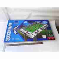 Masa de fotbal cu teren si 18 jucatori Flippy, 6 manere, cu Tablou Scor, din Metal, Lemn si ABS, 69 x 36.5 x 23 cm, cu Picioare, Design Multicolor, pentru copii/adulti