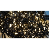 Instalatie Craciun Profesionala de Exterior IP65, 200 m, 4800 Led-uri Mari ,Franjuri, Alb cald, Flash, Alimentator, Interconectabila, Fir Negru Cauciucat, 220v, Flippy