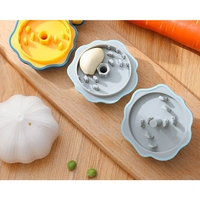 Presa Manuala pentru Usturoi, Flippy, Model Usturoi, 7 x 7.5 cm, din Plastic, Albastru Deschis