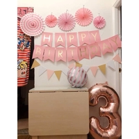 Balon din Folie Metalizata Flippy, Figurina Cifra, Tema Aniversare 80 cm, Ambalaj Individual, Pai inclus, Umflare cu Aer sau Heliu, Rose Gold, Cifra 3