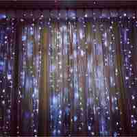 Instalatie Craciun Profesionala de Exterior IP65, Tip Perdea, 11m x 5m, 5500 Led-uri Mari, Alb rece, cu flash, Alimentator 1,5 m, Interconectabila, Fir negru, Flippy