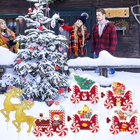 Decoratiune de Craciun, Flippy, pentru Gradina, Tip Trenulet, 7 Figurine + Bete de Infipt in Pamant, din Plastic, Impermeabil, Model Renii Joy si Noel, Multicolor