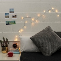 Instalatie Craciun, 15 m, 150 Led-uri ,Liniara, Alb cald, 8 jocuri de lumini, Transformator cu telecomanda, Interconectabila, Prelungitor 5 m inclus, Fir Transparent, Flippy