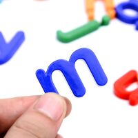 Set 26 Litere, Flippy, Magnetice, pentru Frigider, din Plastic, +3 Ani, 13 x 18 x 14 cm, Multicolor