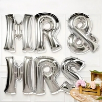 Set Baloane din Folie Metalizata, Flippy, Figurine Litere, Model MR&MRS, Tema Nunta, 40 cm, Baloane Party, Ambalaj Individual, Pai inclus, Umflare cu Aer sau Heliu, Argintiu