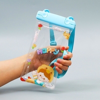 Husa subacvatica Fruity Waterproof Flippy, Snowproof, Universala, Impermeabila, cu Snur, pentru telefon sau documente, Happy Boy, Bleu