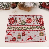 Servet pentru Masa, Flippy, Model Globulete si Cadouri, Tematica Craciun, 43 x 34 cm, Rosu