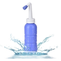 Bideu Portabil pentru Igiena Intima, Flippy, pentru Postpartum/ Postoperator, 450 mL, cu Capac si Husa Galbena, 29.5x7 cm, Culoare Recipient Mov