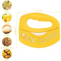 Cutit pentru taiat pizza Flippy, cu protectie din silicon pentru lama, inox, 15.5 cm, galben