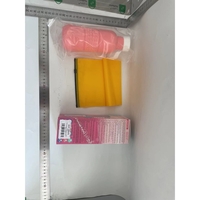 Bideu Portabil pentru Igiena Intima, Flippy, pentru Postpartum/ Postoperator, 450 mL, cu Capac si Husa Galbena, 29.5x7 cm, Culoare Recipient Roz
