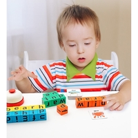 Joc cu Blocuri din Lemn, Flippy, Formare Cuvinte, Cartonase cu Obiecte si Animale, Clopotel, Joc pentru 4 Persoane, 3 Ani+, 28x15.5x5 cm, Multicolor