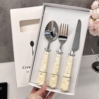 Tacamuri pentru Copii, Flippy, Set 3 Piese, Tacamuri pentru Dejun, Lingura Furculita Cutit, Stil Italian, Manere forma Cascaval Plastic, Inox, 23 cm, Auriu