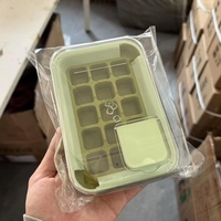 Cutie Gheata, 15 Cuburi, Cu Sistem de Presare Spate, Capac de Umplere și Evacuare, 1 L, 16.5 x 11.2 x 4.5 cm, Verde