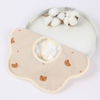Baveta Tip Floare, Flippy, din Bumbac, pentru Copii 0-12 Luni, Rezistenta la apa, cu Capse, Model cu Ursuleti, 26 x 29 cm, Crem