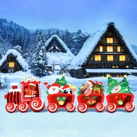 Decoratiune de Craciun, Flippy, pentru Gradina, Tip Trenulet, 4 Figurine + Bete de Infipt in Pamant, din Plastic, Impermeabil, Model Tren cu Omul Briosa in Locomotiva, Multicolor